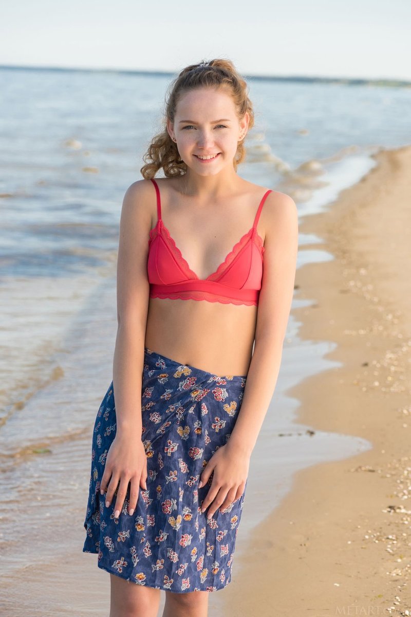 Анна, 27 лет, 1 размер груди